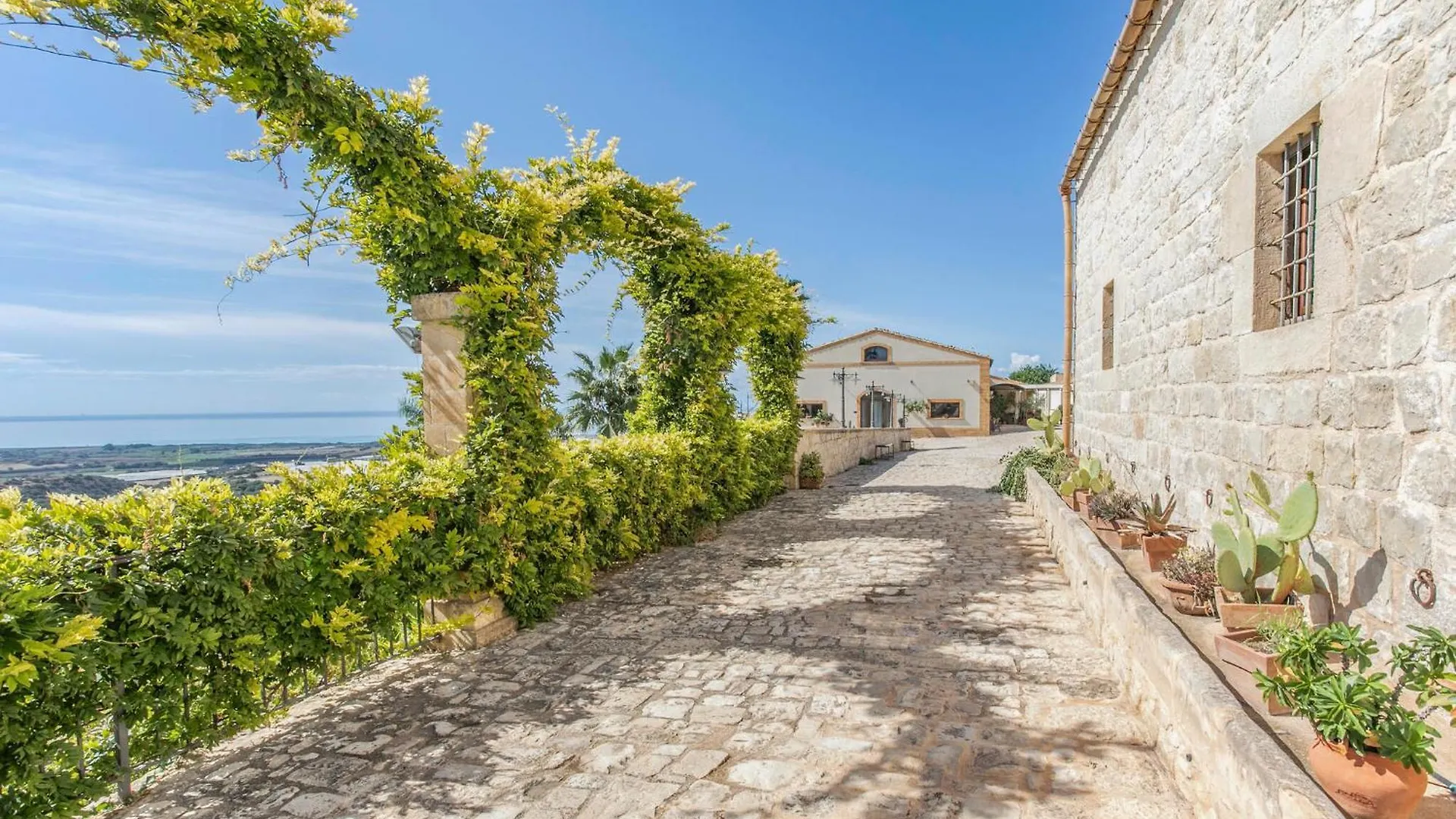 Holiday home Stunning Home In Ragusa With Wifi