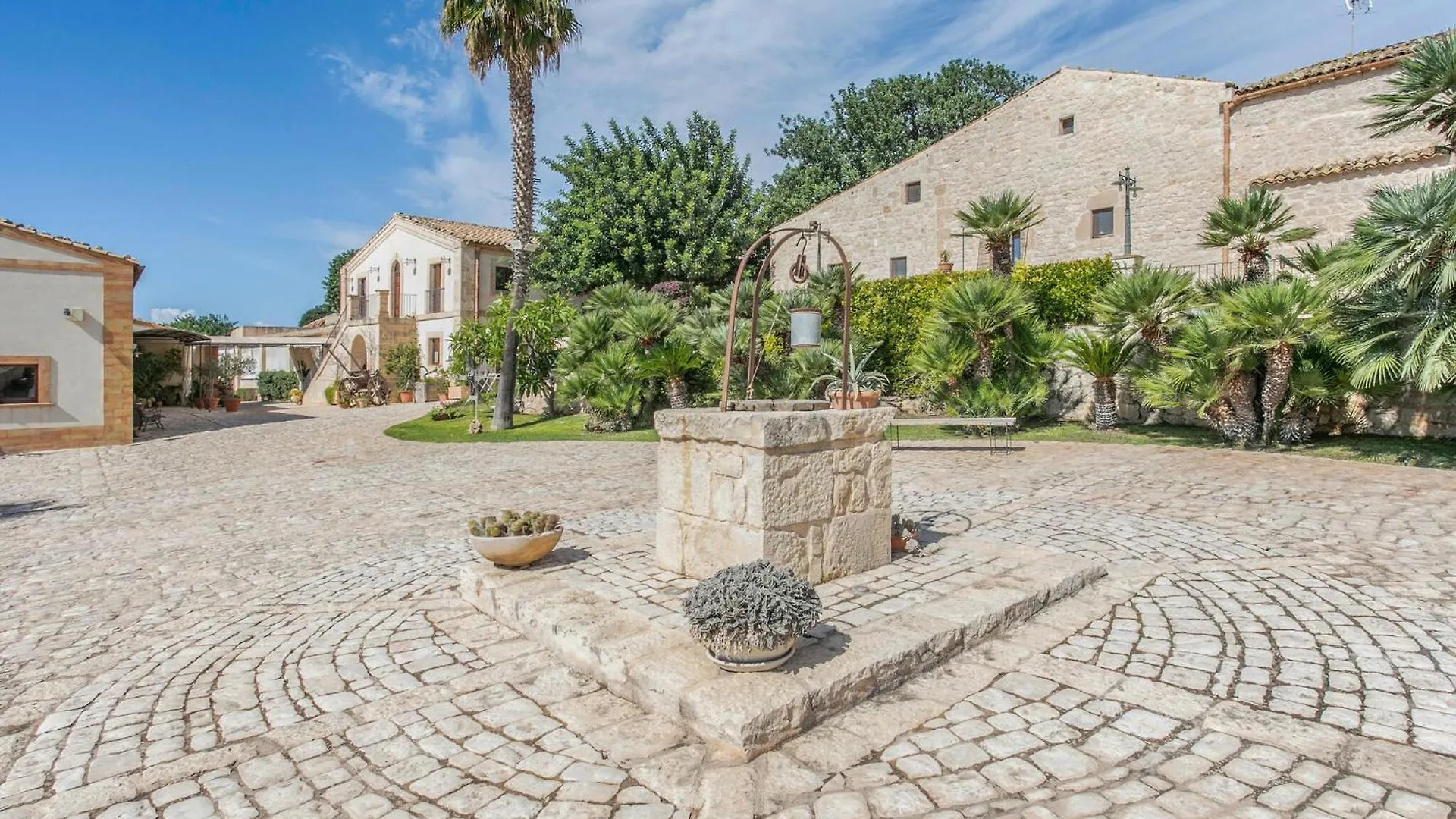 Stunning Home In Ragusa With Wifi 0*,  Italy