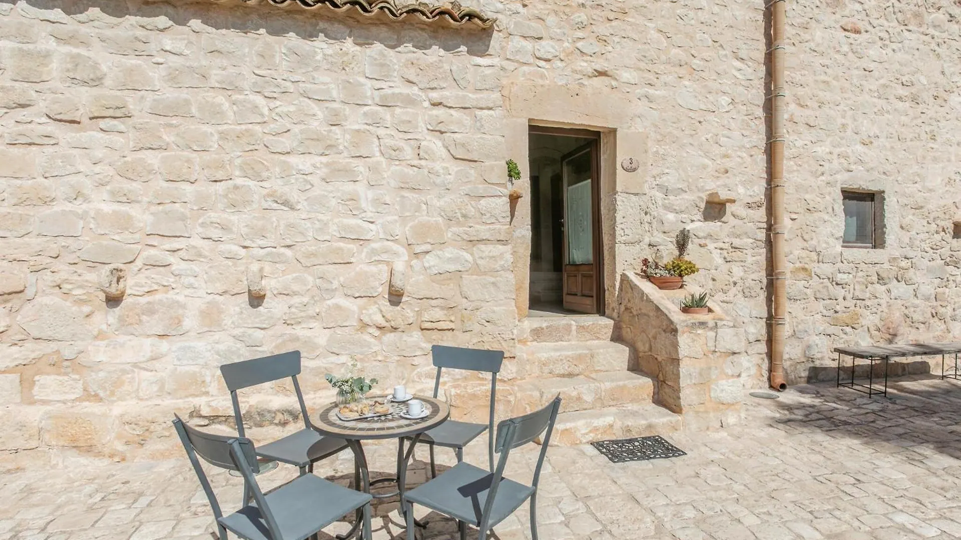 Stunning Home In Ragusa With Wifi Holiday home